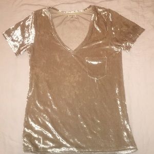 POL: UMA Crushed Velvet Vneck Pocket T